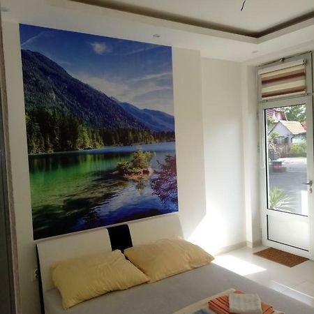 Dado Appartement Bijeljina Buitenkant foto